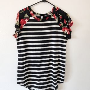 New Women's Tunic Style Top- Acting Pro Brand - Size XL